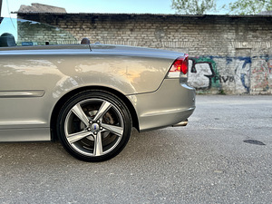 Volvo C70 2.4 D5 132kw Summum (8 foto / 12)