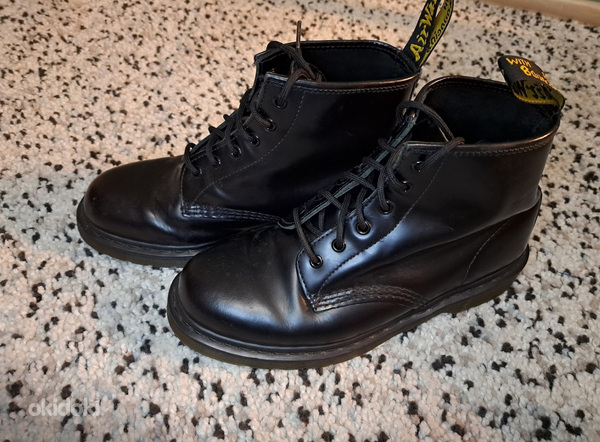 Dr. Martens
