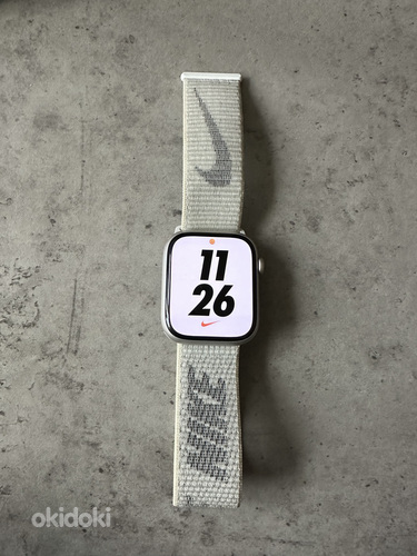 Apple Watch Nike Series 7 45 мм (фото #1)