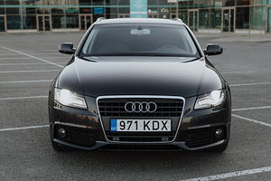 Audi A4 Avant 2.0TDI 105KW 2010 (4 foto / 12)
