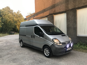 Nissan Primastar (8 foto / 12)