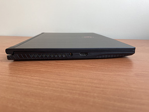 MSI Gaming laptop l i5 10500H l RTX 3060 l 144HZ l 512gb SSD (6 foto / 7)