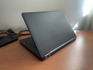 Dell Latitude E7470 14” l i7 6600U l 8gb DDR4 l 256gb SSD (2 foto / 6)