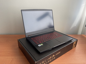 MSI Laptop l i5 10500H l RTX 3060 l 144hz l SSD l 16gb DDR4 (2 foto / 6)