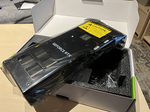 UUS PNY GeForce RTX 4080 16GB (2 foto / 6)