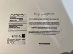 MacBook Pro 13” 2022 M2 256gb ! GARANTII ! (7 foto / 9)
