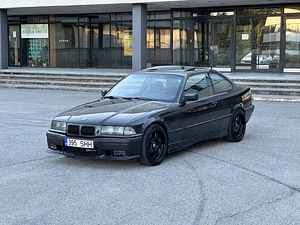 BMW E36 318is kupee 103kw tagavedu manuaal (1 foto / 15)