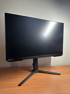 Samsung 27" Odyssey G4 240Hz 1ms IPS 1920x1080 (1 foto / 3)