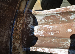Müüa veljed koos rehvidega NISSAN (6 foto / 7)
