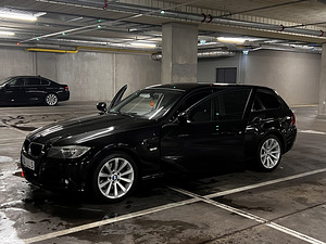 BMW E91 320d 2008 Shadowline LCI (1 фото из 9)