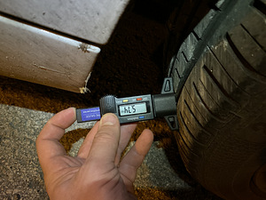 Резина Barum Bravuris_3 245/45 R18 (3 фото из 3)