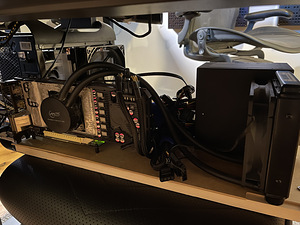 ASUS Z87I-Pro / AMD Radeon R9 290X / 8 GB RAM / 1 TB SSD (2 foto / 5)