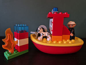 Lego Duplo (9 фото из 10)