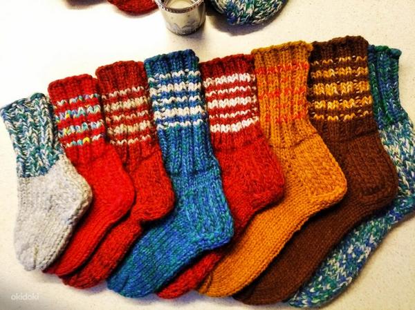 Тёплые вязаные носки, ручная работа. (фото #1)