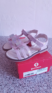Uued Garvalin täisnahast sandaalid, suurus 28 - 17,7cm (2 foto / 3)