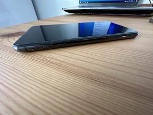 Apple iPhone XS Max 64GB Space Gray (3 foto / 6)