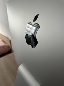 Apple iMac 27'' Late 2015 5K Retina / i5 / R9 M390 2 GB (6 foto / 7)