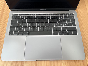 Apple MacBook Pro 13" 2017 / i5 2.3GHz / 8GB RAM / 128GB SSD (3 foto / 10)