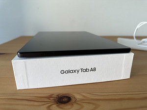 Samsung Galaxy Tab A8 32GB LTE (3 foto / 7)