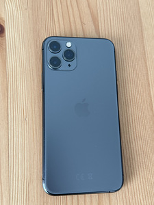 Apple iPhone 11 Pro 64GB Space Gray (7 foto / 9)
