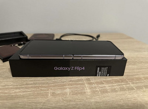 Samsung Galaxy Z Flip4 256GB / GARANTII! (3 foto / 8)