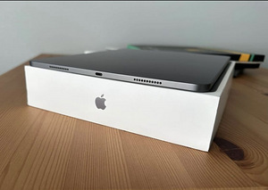 Apple iPad Pro M1 12.9" (2021) 5th Gen 128gb, Wifi, Space Gr (4 foto / 9)