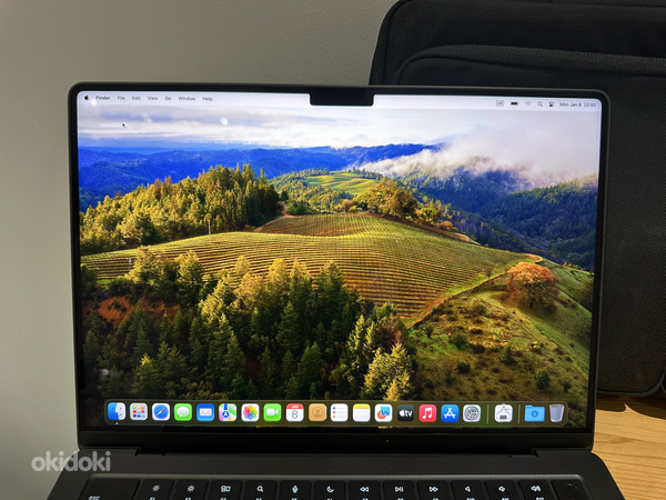 Apple MacBook Pro 14 (2023) M3 Pro, 11C/14C, 18 ГБ, 512 ГБ (фото #2)