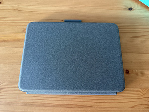 Logitech Combo Touch ( iPad 10th gen & A16,2025 ), Uueväärne (6 foto / 6)
