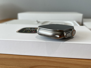 Apple Watch Ultra 2 GPS + Cellular 49mm Titanium (4 foto / 8)