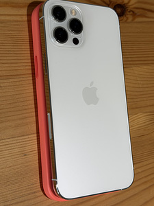 Apple iPhone 12 Pro Max 128GB Silver (7 foto / 9)