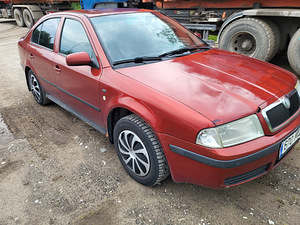 Skoda octavia (8 foto / 8)