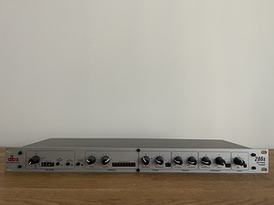 DBX 286s, Profissionaalne Mikrofooni võimendi (3 foto / 5)