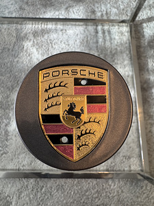 Uued Porsche 65mm veljekapslid (1 foto / 2)