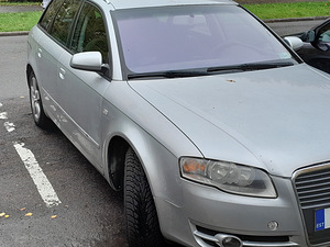 Audi A4 2.0 103 kB (3 foto / 12)