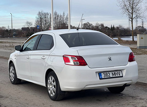 PEUGEOT 301 (4 foto / 7)