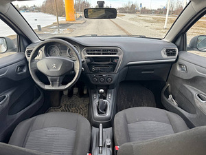PEUGEOT 301 (6 foto / 7)