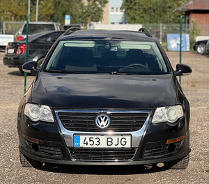 VOLKSWAGEN PASSAT VARIANT (2 foto / 9)