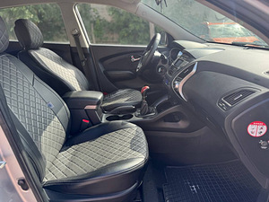 HYUNDAI IX35 (8 foto / 9)