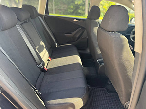 VOLKSWAGEN PASSAT VARIANT (7 foto / 8)