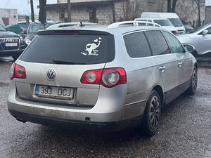 VOLKSWAGEN PASSAT VARIANT (5 foto / 8)