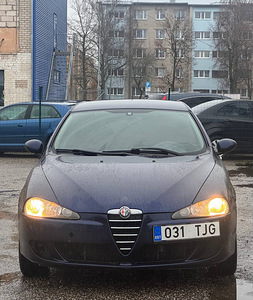 ALFA ROMEO 147 (1 фото из 8)