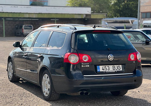 VOLKSWAGEN PASSAT VARIANT (4 foto / 5)