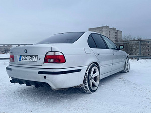 BMW 525D (5 фото из 9)