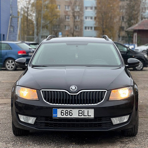 SKODA OCTAVIA (2 фото из 8)