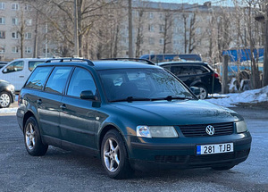 VOLKSWAGEN PASSAT VARIANT (4 foto / 8)
