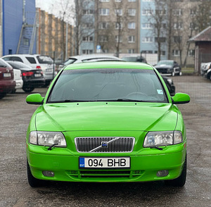VOLVO S80 (2 foto / 8)