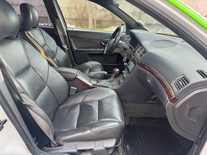 VOLVO S80 (8 foto / 8)
