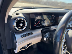 MERCEDES-BENZ E 350 D (9 foto / 12)