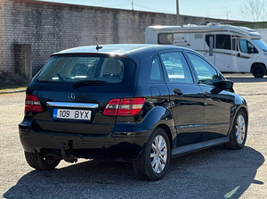 MERCEDES-BENZ B 180 CDI (5 foto / 8)