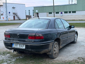 OPEL OMEGA (8 фото из 8)